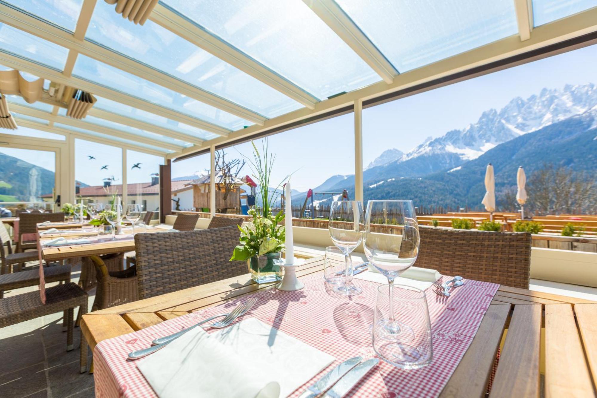 Hotel Schopfenhof San Candido Extérieur photo